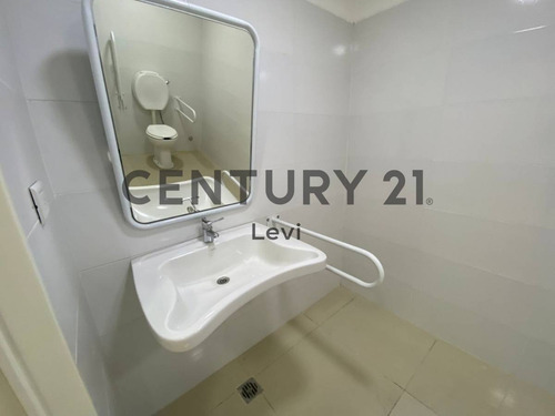 Imagen 6 de 11 de Alquiler Local Comercial 8 Mts Frente - $390.000 Paquete Retiro Plaza San Martin