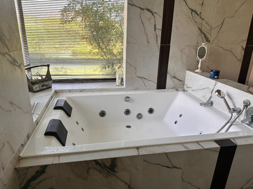 Las Fuente, Calera T. 5d, 2 Suite, 6 Baños, Piscina, Quincho