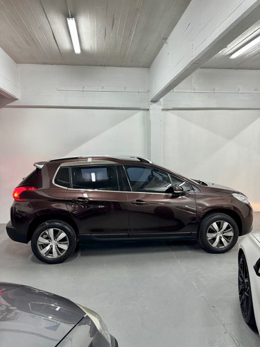 Peugeot 2008 1.6 Feline