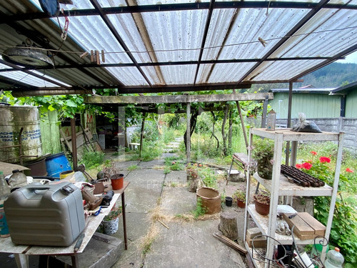 Amplio Terreno Con Casa Para Desarme En Chiguayante