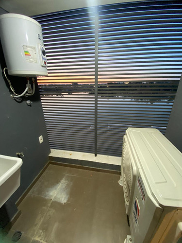 Alquiler Exclusivo Apartamento 3 Dormitorios, Carrasco Boating. Torre 1 Unidad 702
