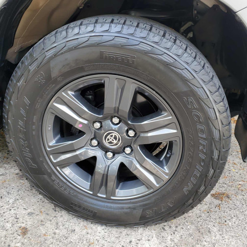 Imagen 12 de 15 de Toyota Hilux Limited Limited
