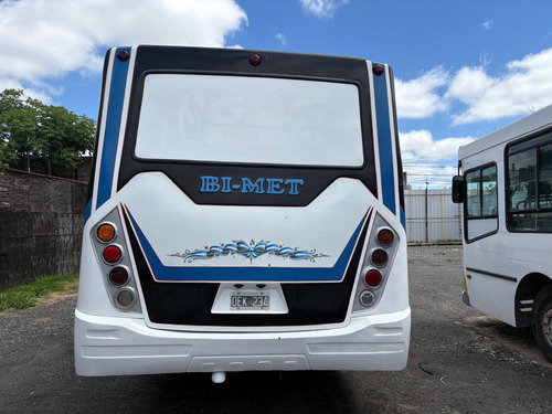 Colectivo Mercedes Benz Of 1418 Año 2014