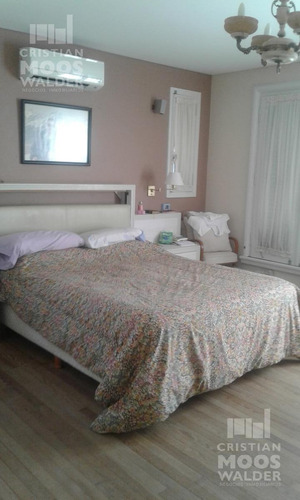 Casa Estilo Colonial En Venta En El Canton- Cristian Mooswalder Negocios Inmobiliarios-