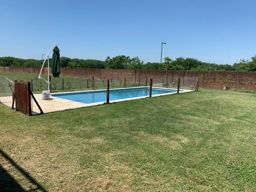 Casa En Venta En Buenos Aires Golf
