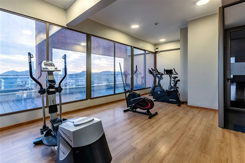 Departamento En Venta De 2 Dorm. En Las Condes