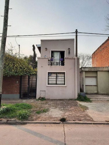 Venta Casa  Departamento En Chascomus