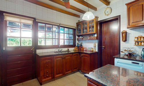 Casa En Venta: Calle Post Al 6900, Ciudad Jardín Lomas Del Palomar - Zelaschi Propiedades