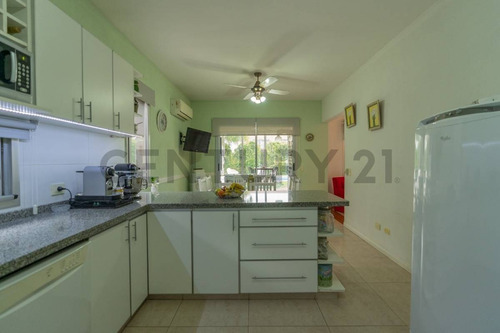 Imagen 19 de 30 de Venta - Casa - Bº La Damasia - San Fernando