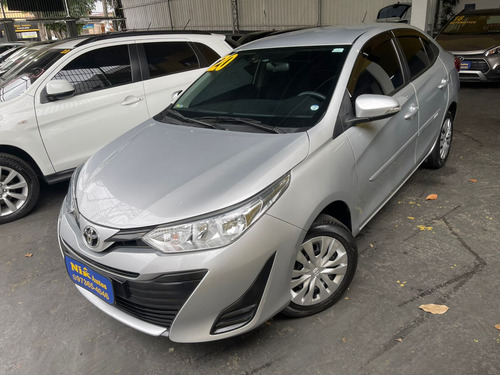 Toyota Yaris 1.5 16V FLEX SEDAN XL LIVE MULTIDRIVE