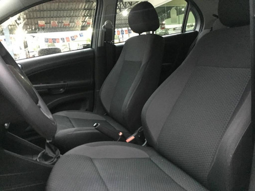 Imagem 6 de 8 de Volkswagen Gol 1.6 8v Msi Flex