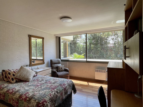 Depto De 5 Dorm, 4 Baños, Amplios Espacios En 220 Mt2 Utiles