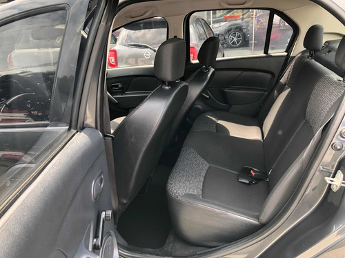 Renault Logan 2019 1.6 Expression / Life +
