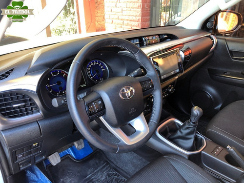 Toyota Hilux 4x4 Srv 2.8 2020