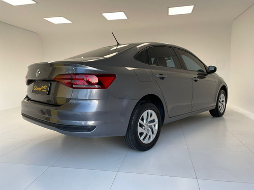 Imagem 6 de 13 de Volkswagen Virtus 2020 1.6 Msi Total Flex Manual Cinza Comp