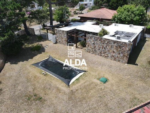 Casa Country Piriápolis 4 Dorms Venta Ca500783