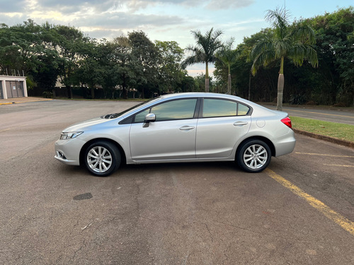 Honda Civic 2.0 Lxr Flex Aut. 4p
