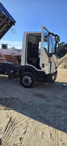 Camion Volcador Iveco Tector 90 190 Sin Uso Solo 3000 Kms