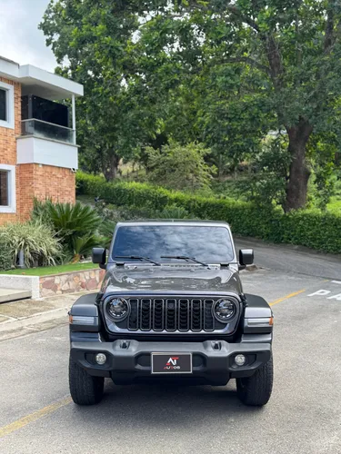 Jeep Wrangler 2.0 Sport Awd