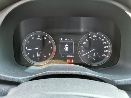 Hyundai Tucson Limited 7230