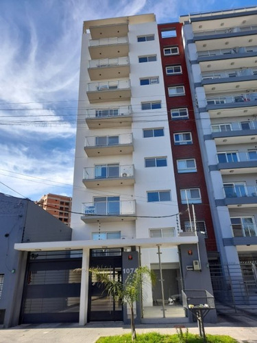 Departamento En Venta De 3 Amb Con Cochera En Quilmes 