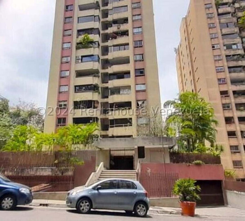 Apartamento En Venta. Urb. El Cigarral.