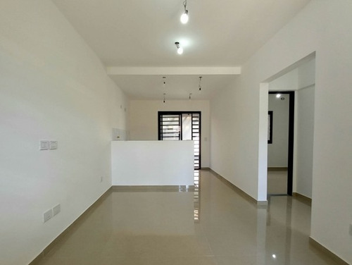 Imagen 3 de 9 de Venta De Ph 3 Ambientes A Estrenar En Ituzaingó Norte