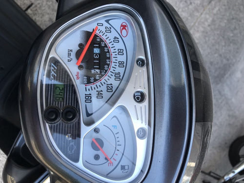 Moto Scooter Kymco Like 200i Color Gris Oportunidad!!