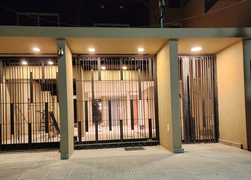 Venta - Amplio Departamento Monoambiente - Entrega Inmiediata - Ciudadela