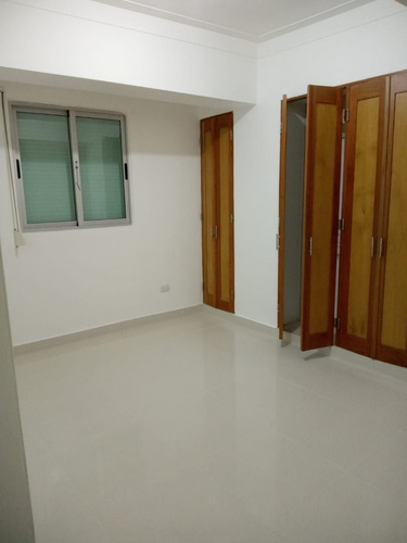 Imagen 6 de 14 de Apartamento En Venta En Serralles, Proximo Sectores Naco, Piantini , Evaristo Morales , Paraiso , Urb Fernandez, Esperilla , Paraiso ,el Vergel , Bella Vista , La Julia ,millon,santo Domingo