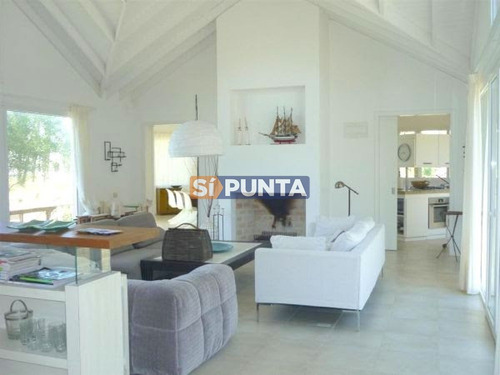 Imagen 10 de 23 de Casa En La Barra En Venta
