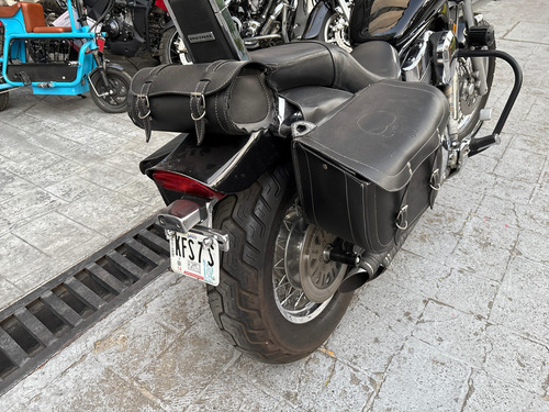 Motofeel Gdl - Suzuki Boulevard S83 @motofeelgdl