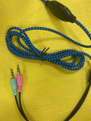 Imagem 8 de 8 de Headset Gamer Havit Linha Gamenote H763d P2 3.5mm Azul Red