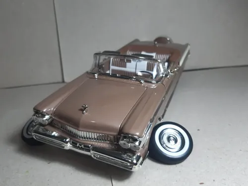 【値下げ】1/18 Mercury turnpike cruiser 本体美品 Miniatura Mercury Turnpike Cruiser 1957 Road Signature 1:18
