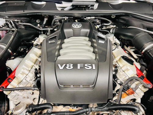 Imagen 18 de 22 de Volkswagen Touareg 4.2 V8 Premium Nuev Passat Amarok Tiguan