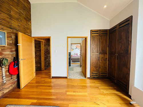 Casa Con Buena Conexión Y Linda Vista