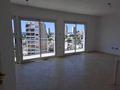 Zona Parque 1 D - Increible Vista - Gran Balcon. Piso 8