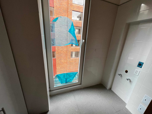 Imagen 12 de 30 de Apartamento 84 M2 Para Estrenar Cra 7 Calle 86