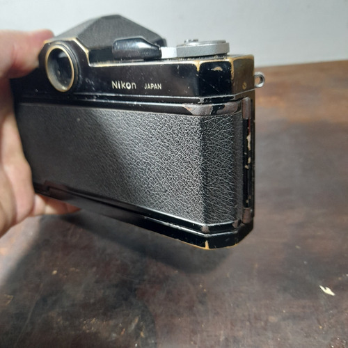 Imagem 6 de 9 de Câmera Fotográfica Metal Antiga Nikon Nikkormat Não Funciona
