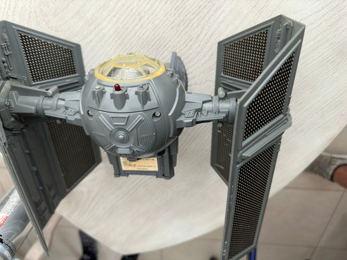 Nave Tie Fighter Darth Vader (Usado)