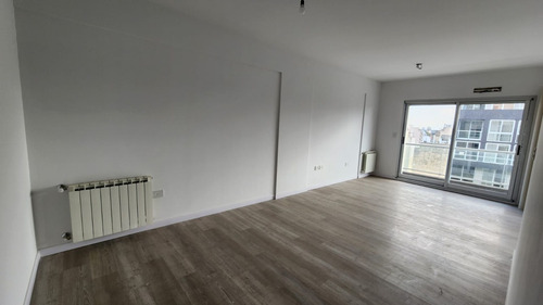 Imagen 3 de 30 de Venta Departamento 4 Ambientes Caballito Balcon