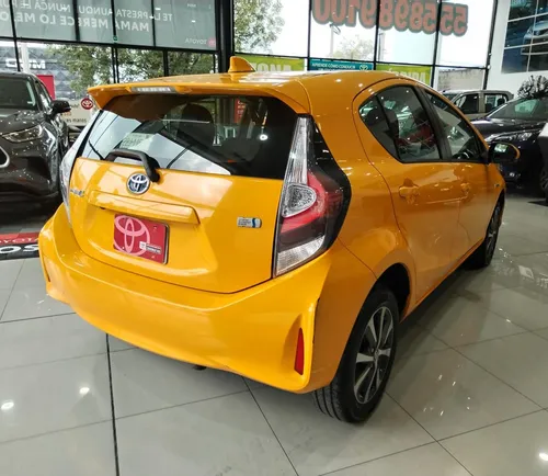 Toyota Prius 2021