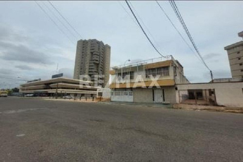 Imagen 4 de 11 de Casa Comercial En Alquiler Tierra Negra Maracaibo Mdm