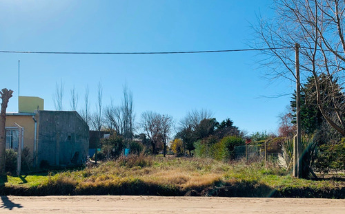 Venta De Terreno En Barrio Real, Junín.