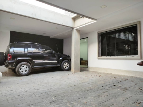 Imagen 22 de 26 de Rosmeli Vende Hermosa Casa En Trigal Norte , Valencia Calle Cerrada