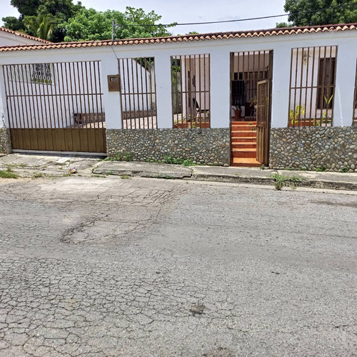 Venta De Casa En Guacara 39-26