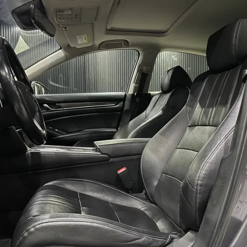 Honda Accord 2.0 Touring At