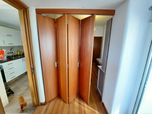Imagen 9 de 10 de Puerta Plegable A Medida En Madera - 4 Hojas Valor Instalada