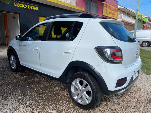 Imagen 4 de 5 de Renault Stepway Privilege