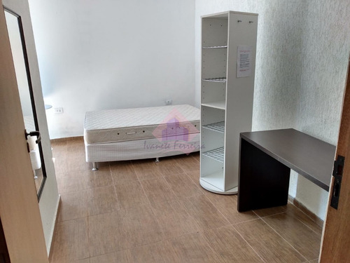 Chácara Mobiliada Santa Branca, 03 Dorm 1 Suíte, 4 Vagas, Piscina, Churrasqueira, Cozinha Caipira Com Fogão De Lenha, Forno De Pizza, Salão De Festas. - Ch00003 - 69184684